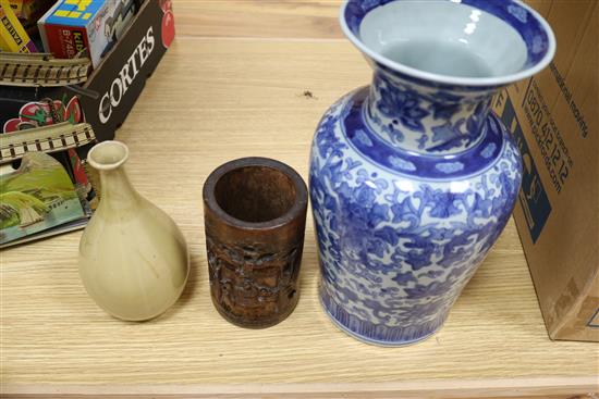 A Chinese brush pot and mixed oriental ceramics